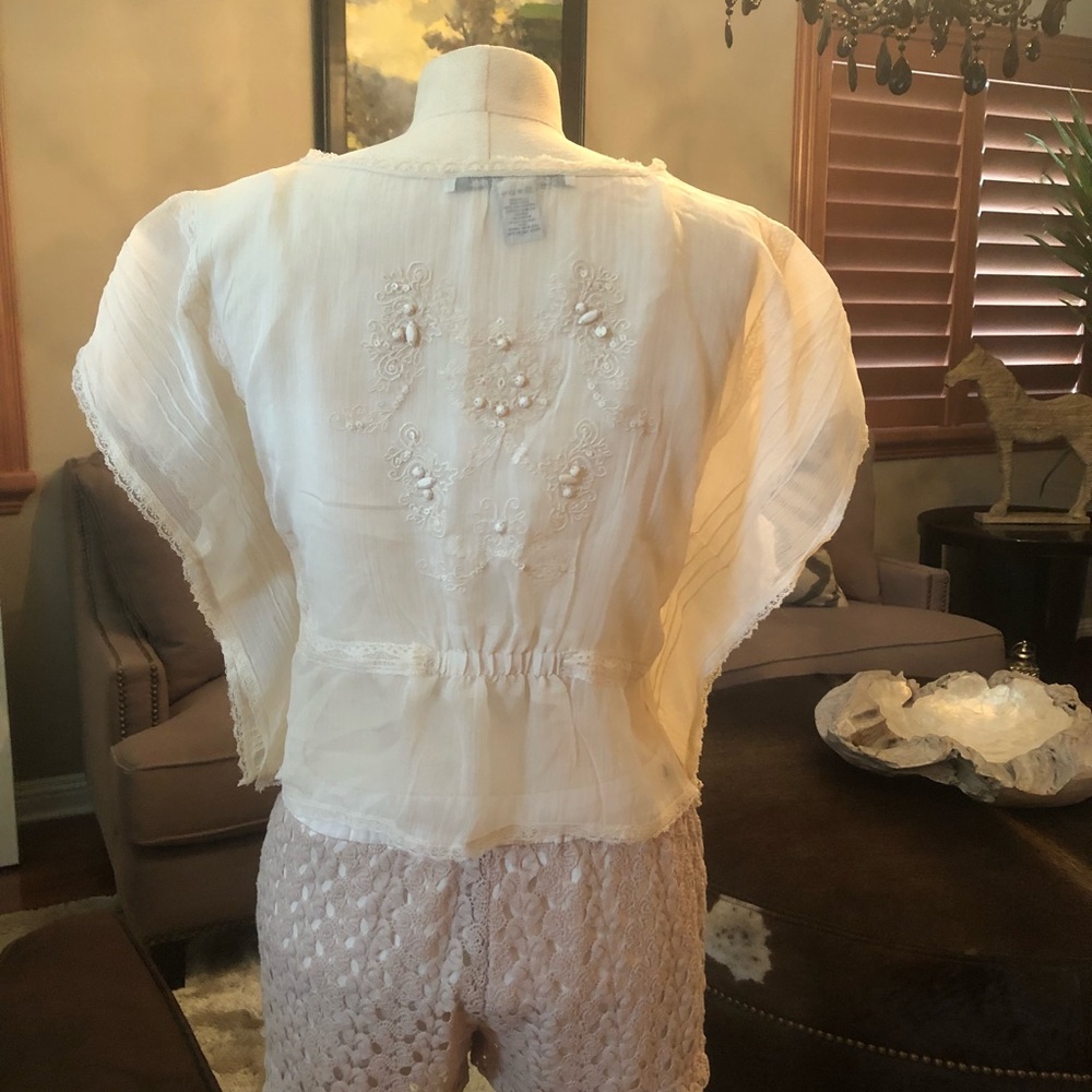 American Rag lace top - Picture 2 of 7